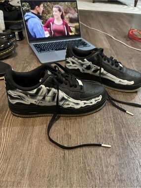 Nike Air Force 1 Low "Black Skeleton